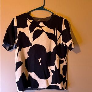 Ann Taylor Navy and White Patterned Knit Top